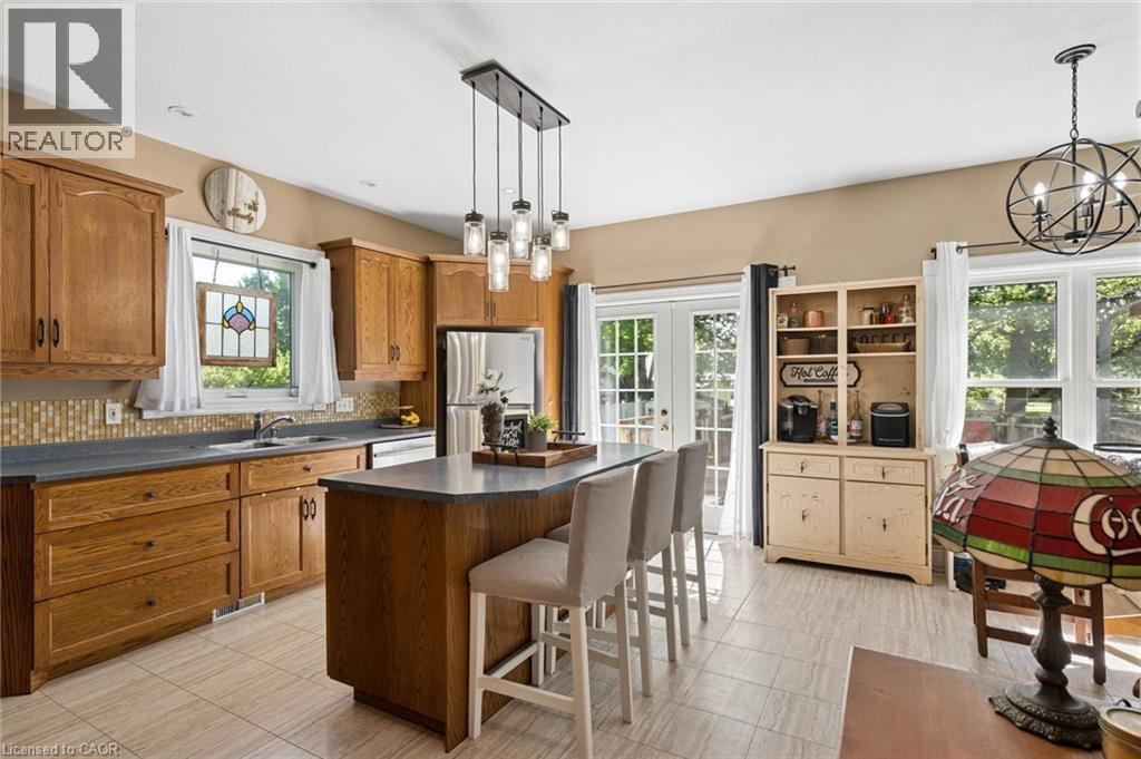 61 MEMORIAL Avenue - 15