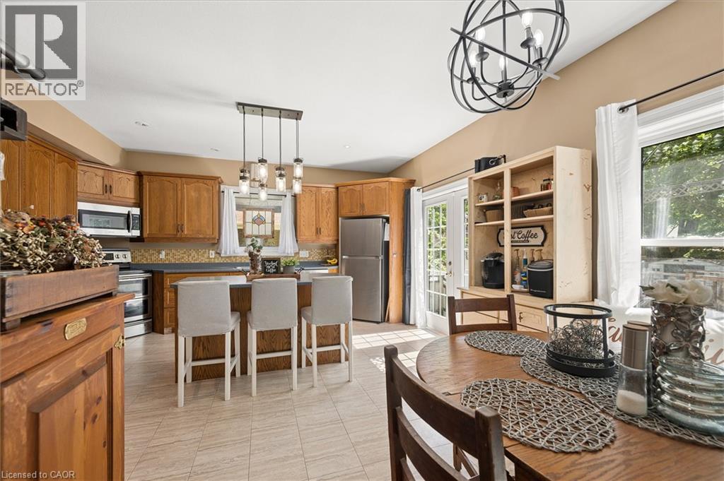 61 MEMORIAL Avenue - 23