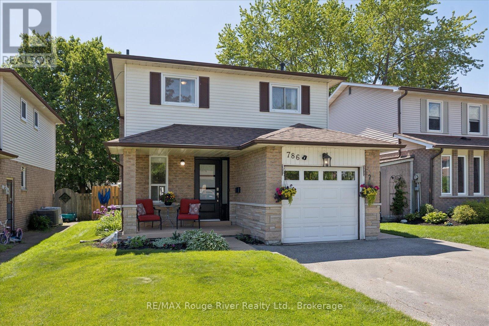 786 GREENBRIAR DRIVE - 1