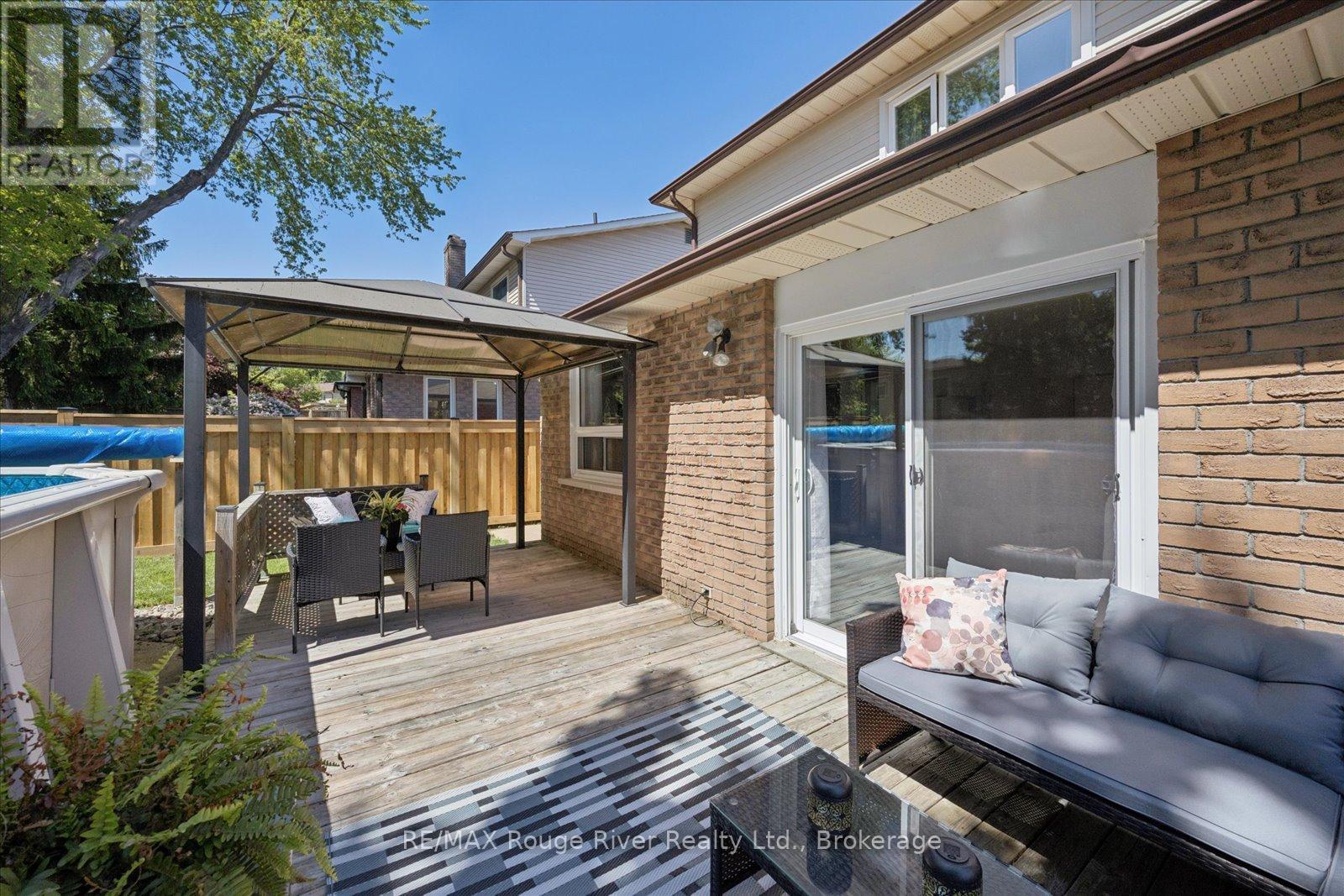 786 GREENBRIAR DRIVE - 25
