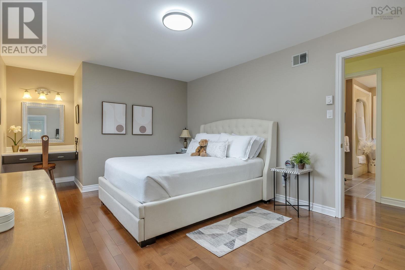 10 Abbey Dale Court - 30