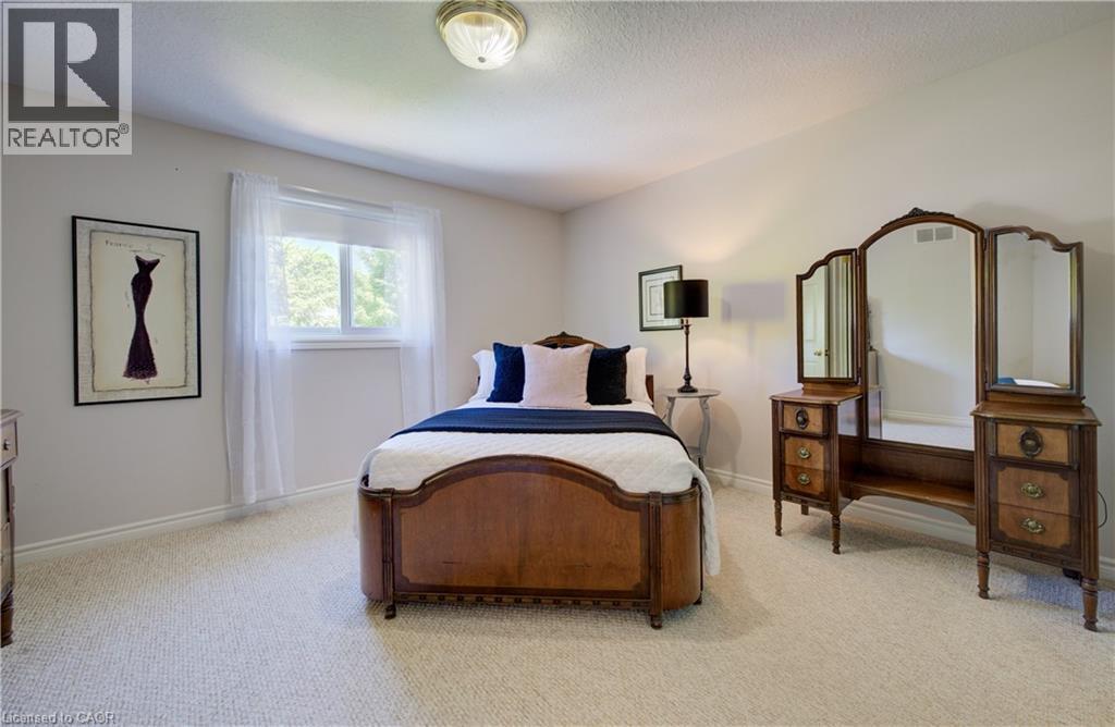 27 BITTERNUT Place - 22