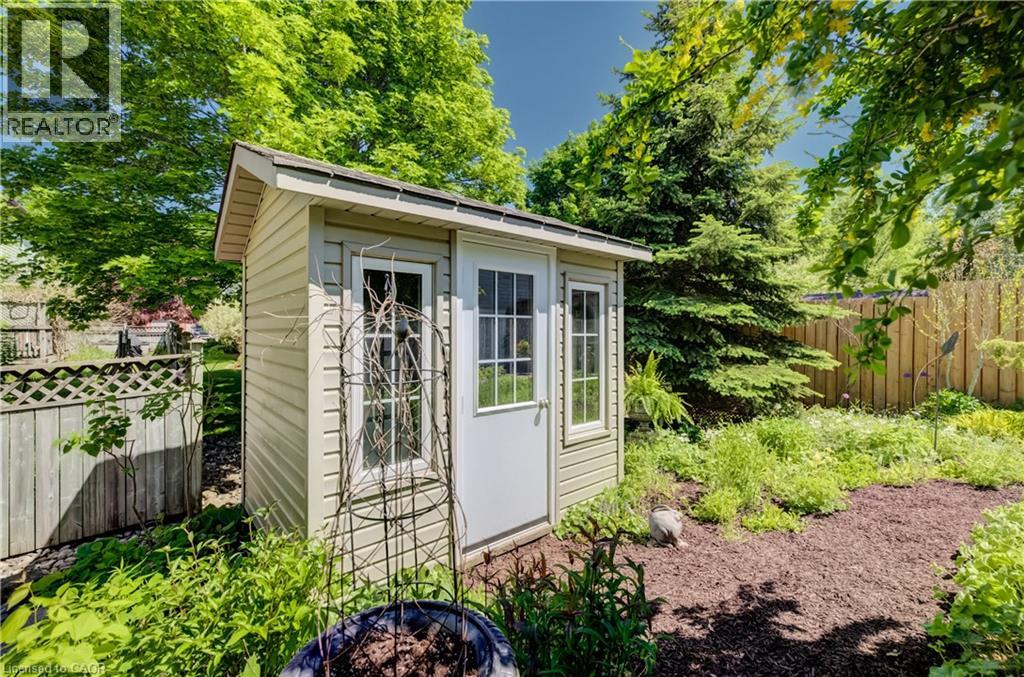 27 BITTERNUT Place - 37