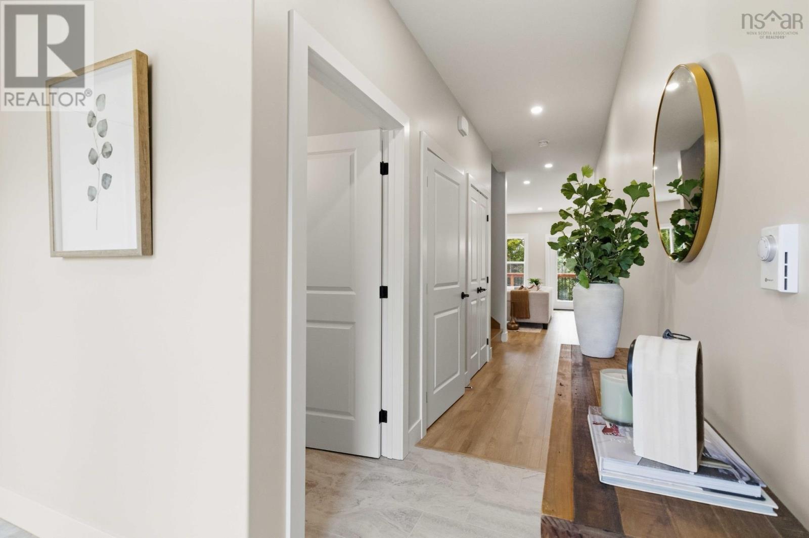 PC-42 29 Pearlgarden Close