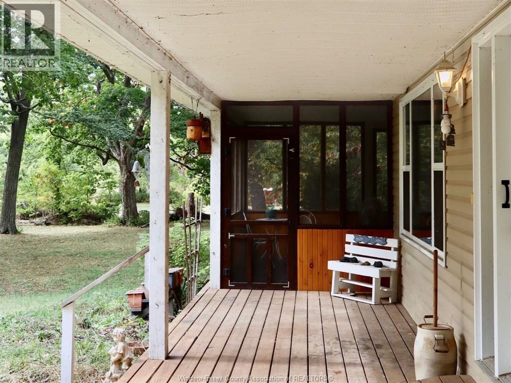 761 East West ROAD - 7