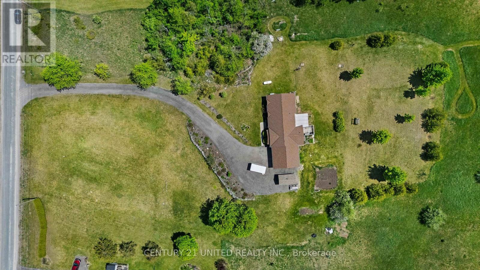 209 LONSBERRY LANE - 35