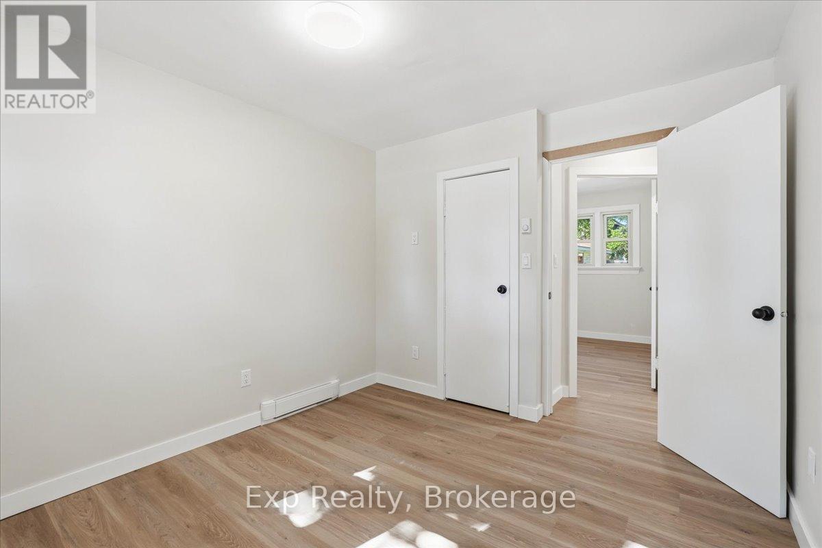 110 HASTINGS DRIVE - 19