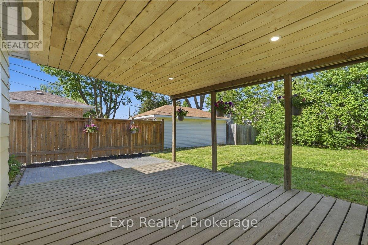 110 HASTINGS DRIVE - 27