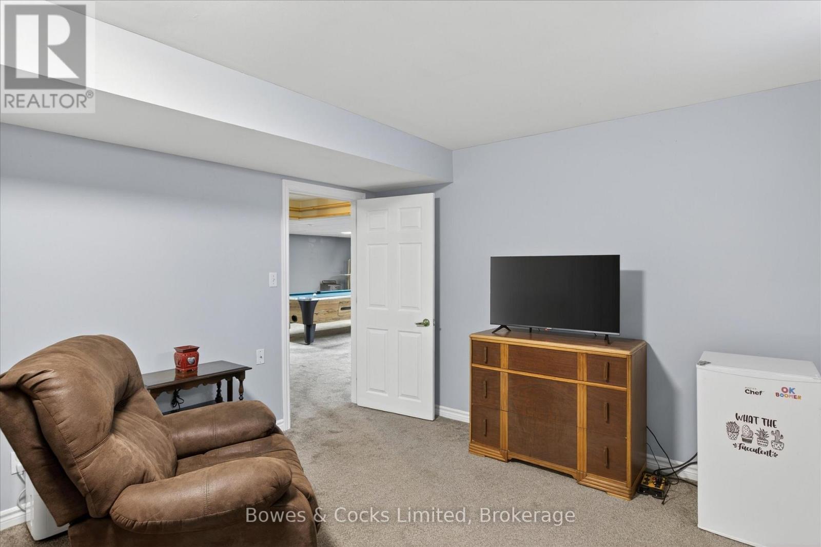 27 CARSON COURT - 39
