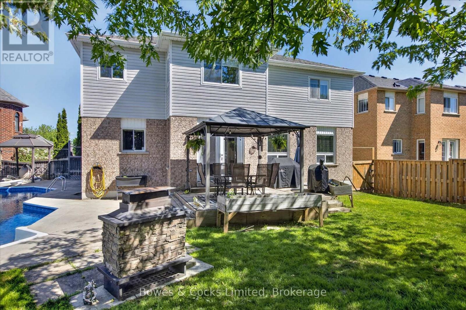 27 CARSON COURT - 50