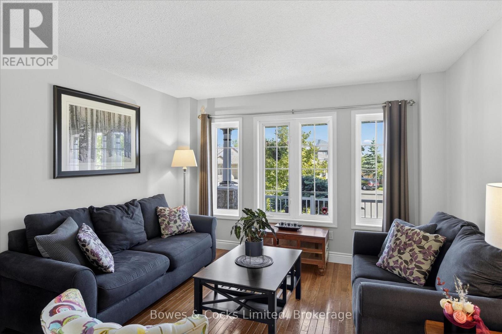27 CARSON COURT - 8