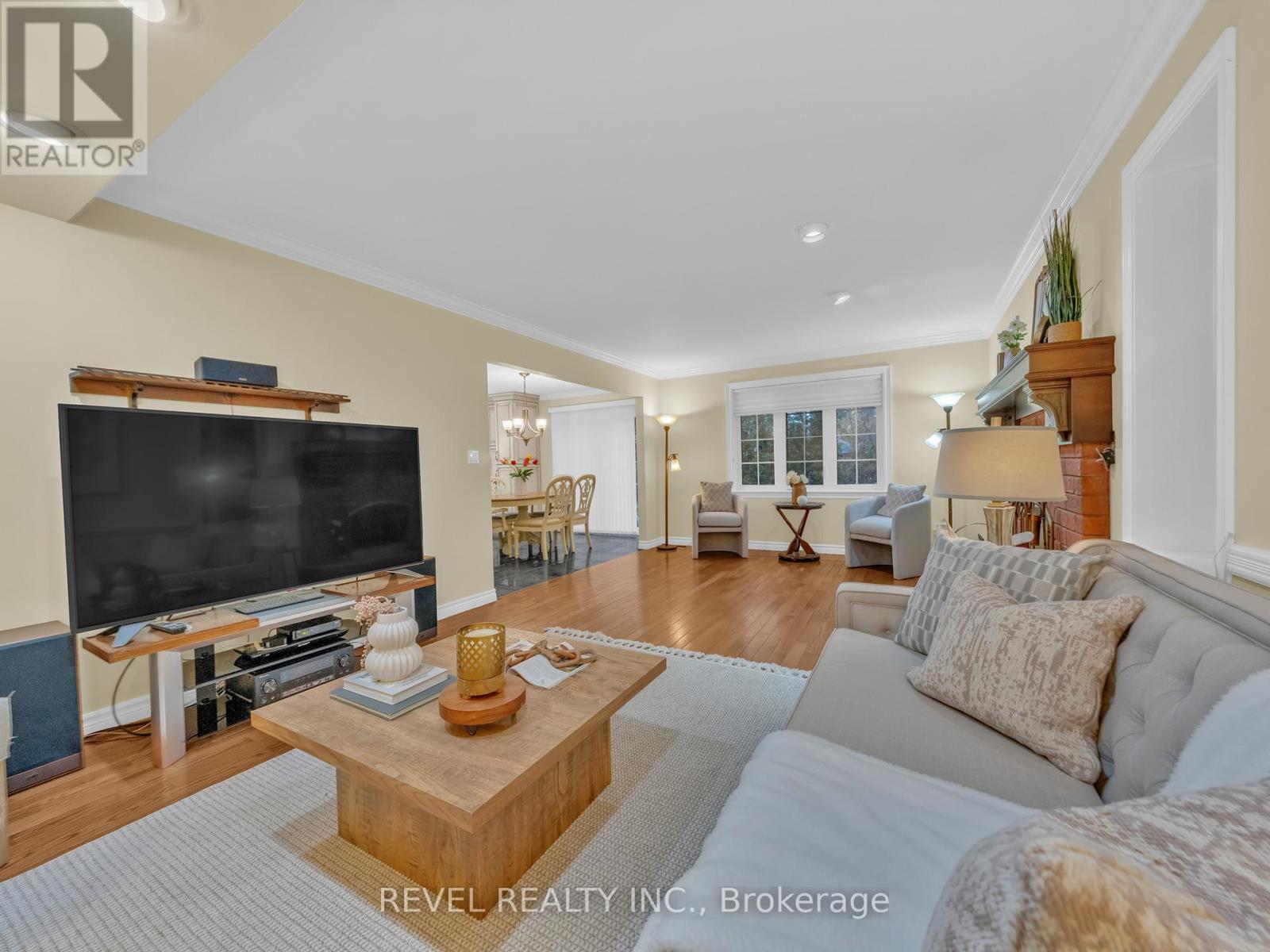 11 CRAMAR CRESCENT - 16