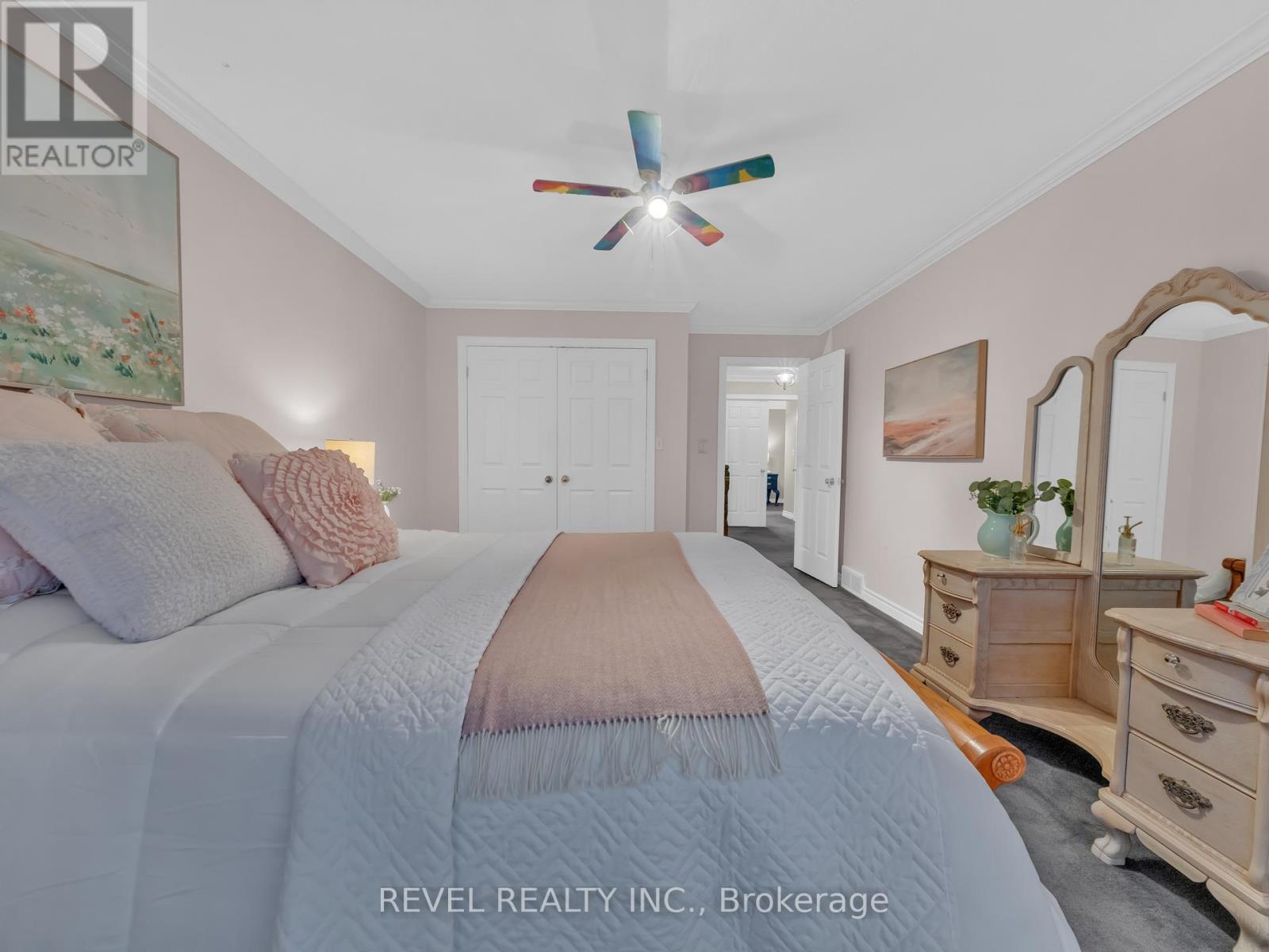 11 CRAMAR CRESCENT - 21