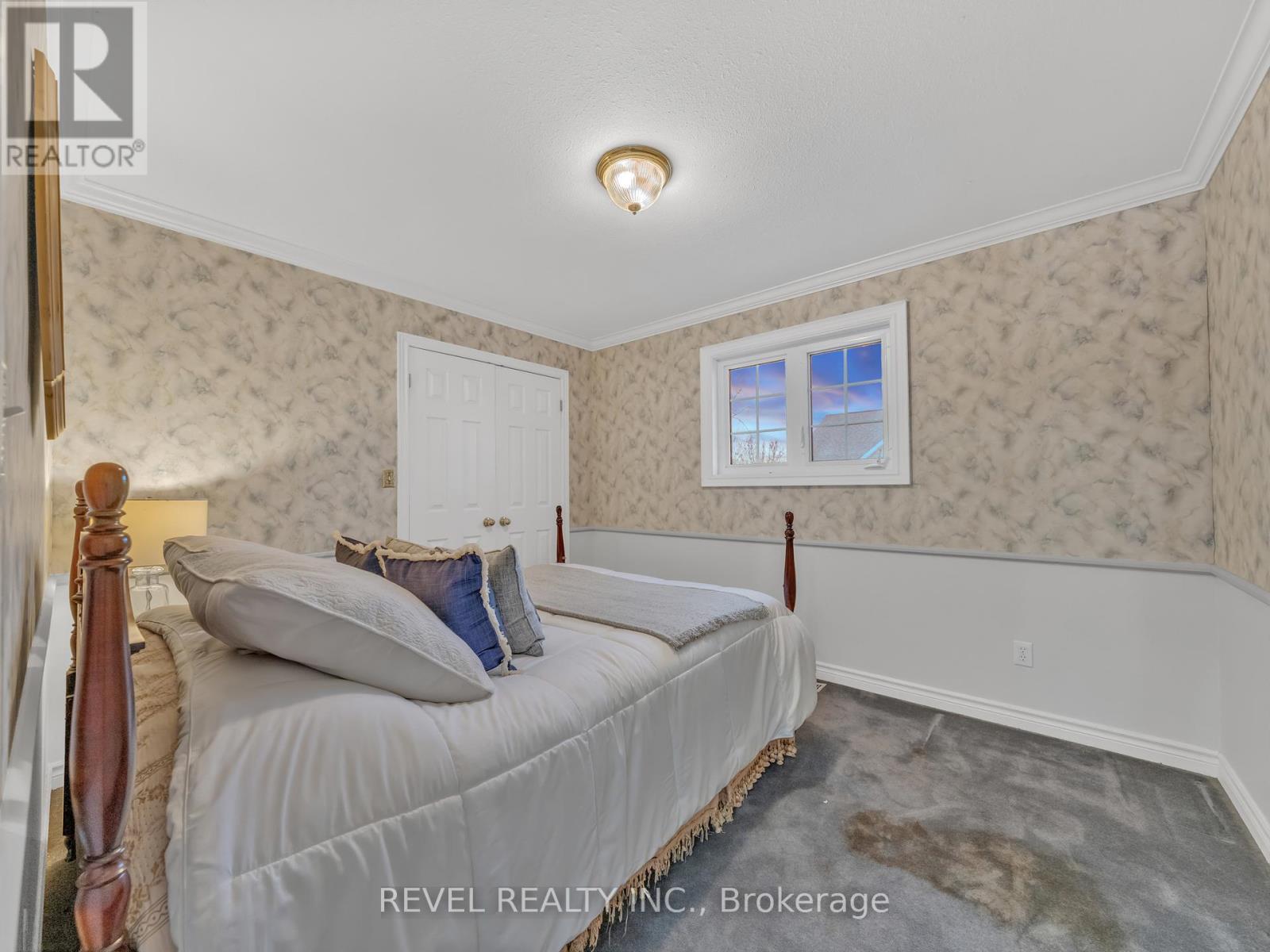 11 CRAMAR CRESCENT - 23