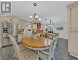 Eating area - 11 Cramar Crescent, Chatham Kent, ON N7M6G3 Photo 14