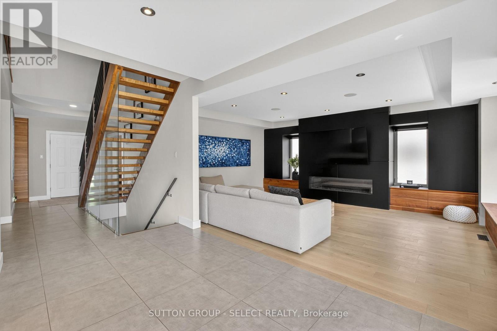 972 GUILDWOOD BOULEVARD - 12