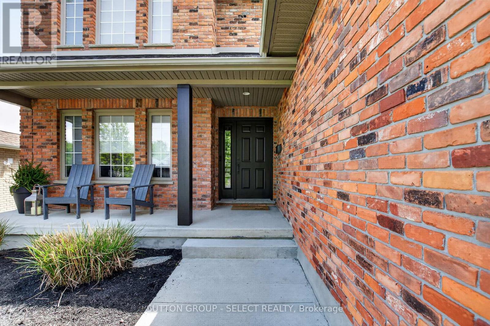 972 GUILDWOOD BOULEVARD - Image 2