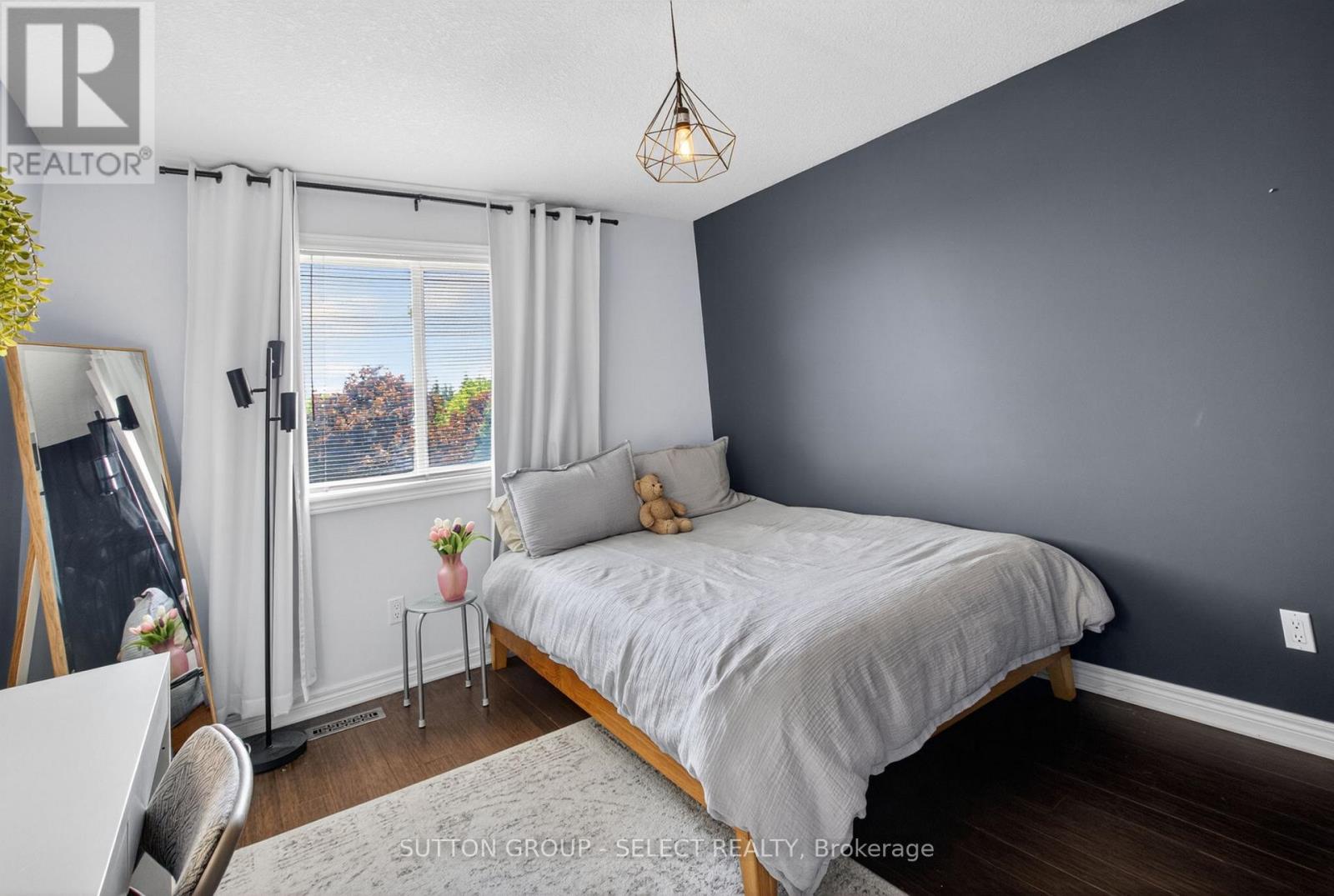 972 GUILDWOOD BOULEVARD - 28