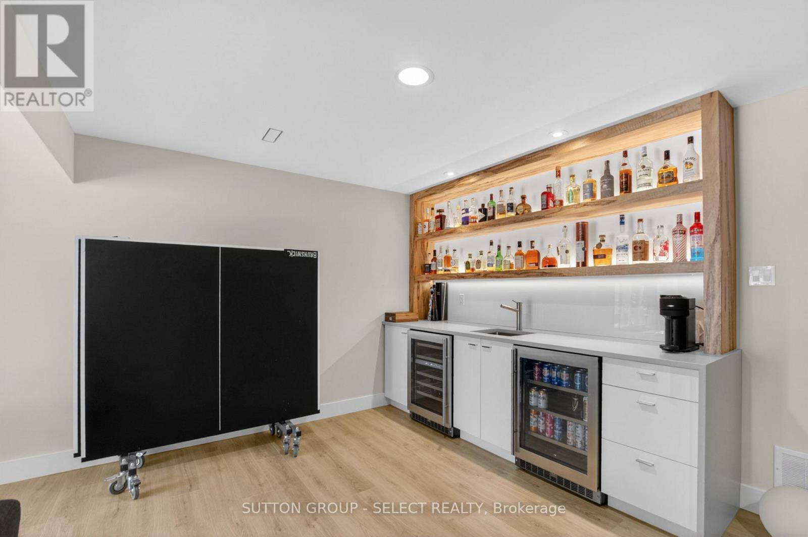 972 GUILDWOOD BOULEVARD - 33