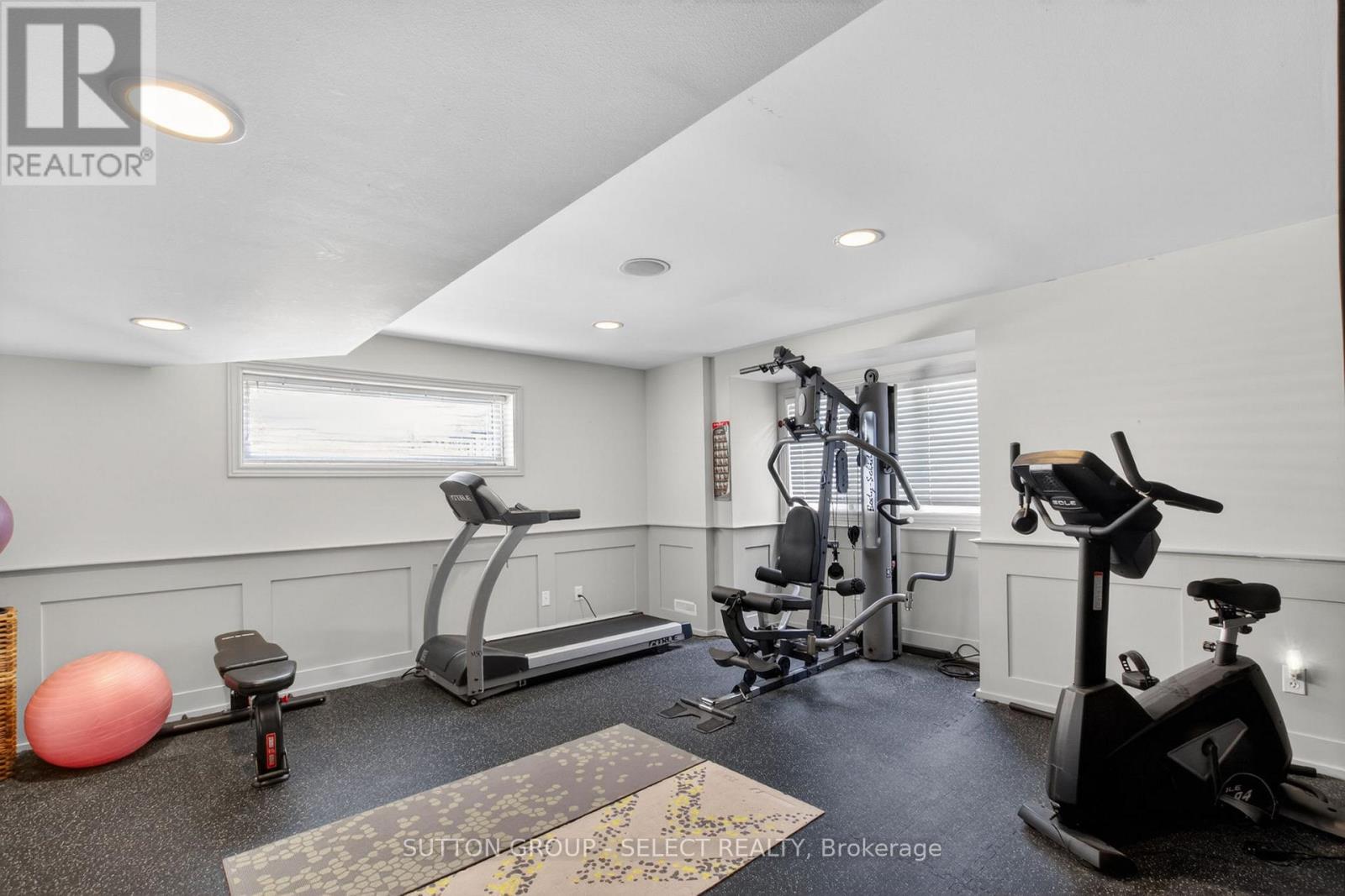 972 GUILDWOOD BOULEVARD - 37