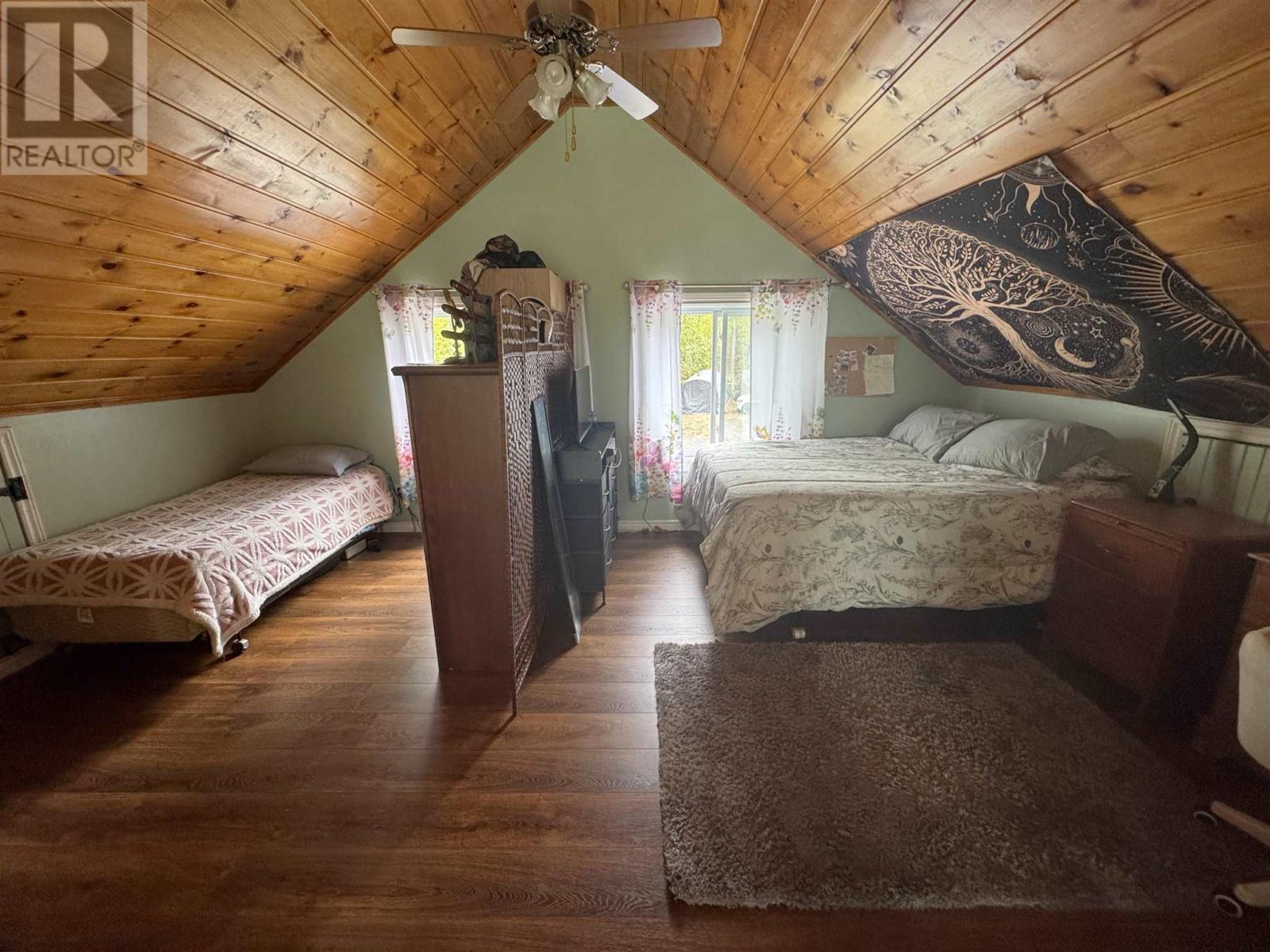 884 Dunlop Shores RD - 14