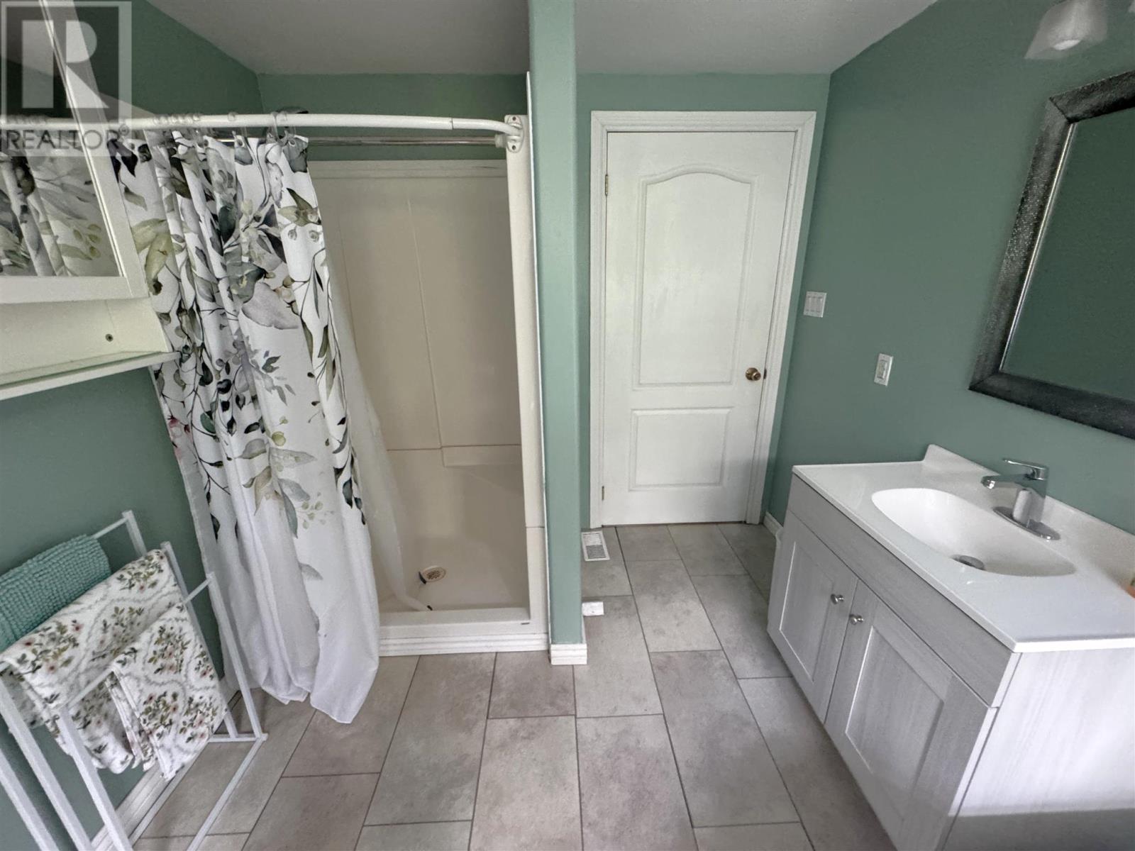 884 Dunlop Shores RD - 19