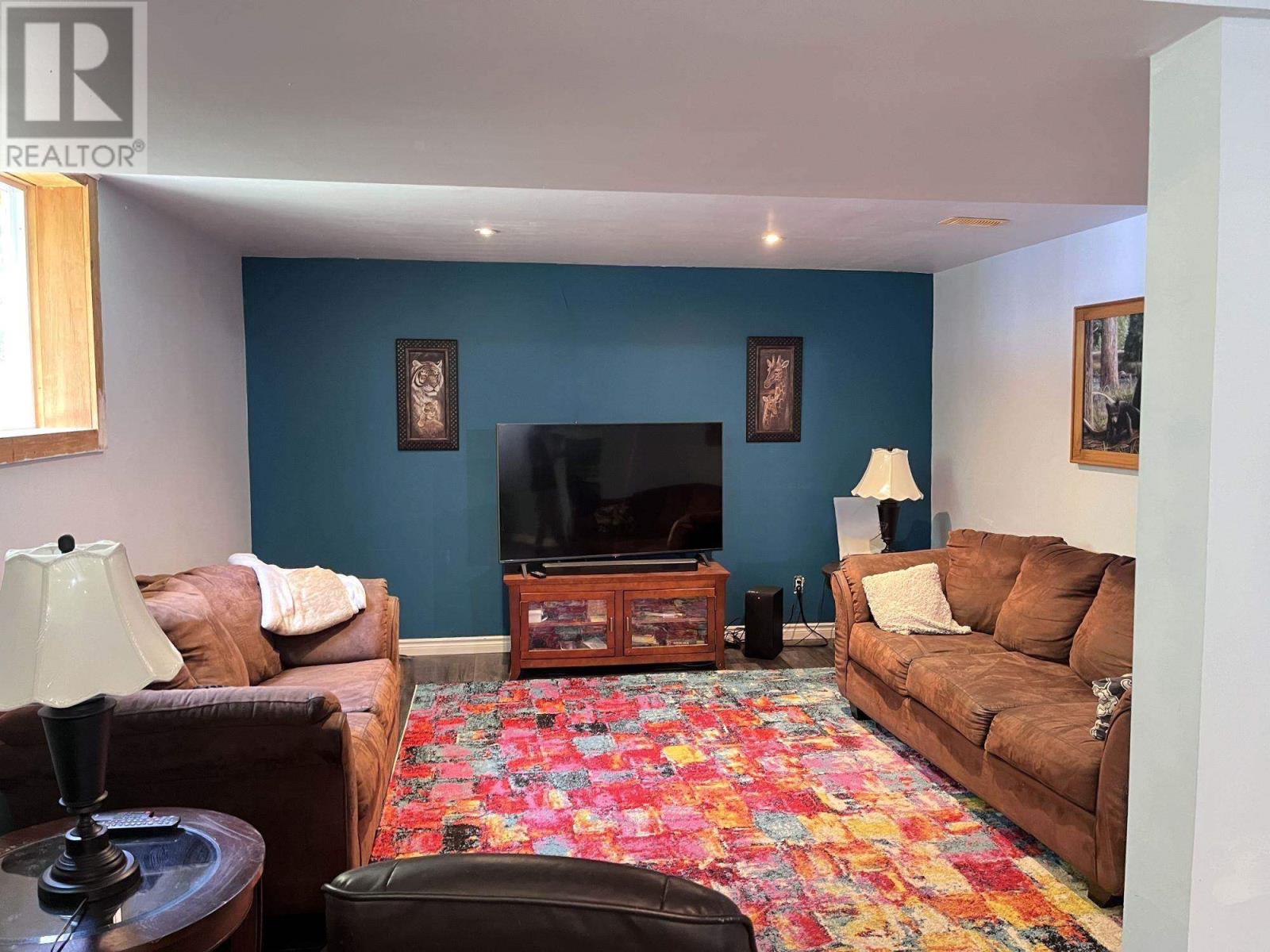 884 Dunlop Shores RD - 22
