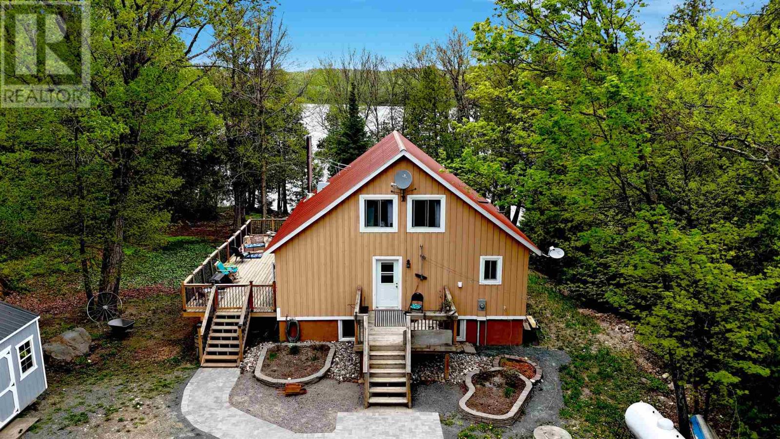 884 Dunlop Shores RD - 1