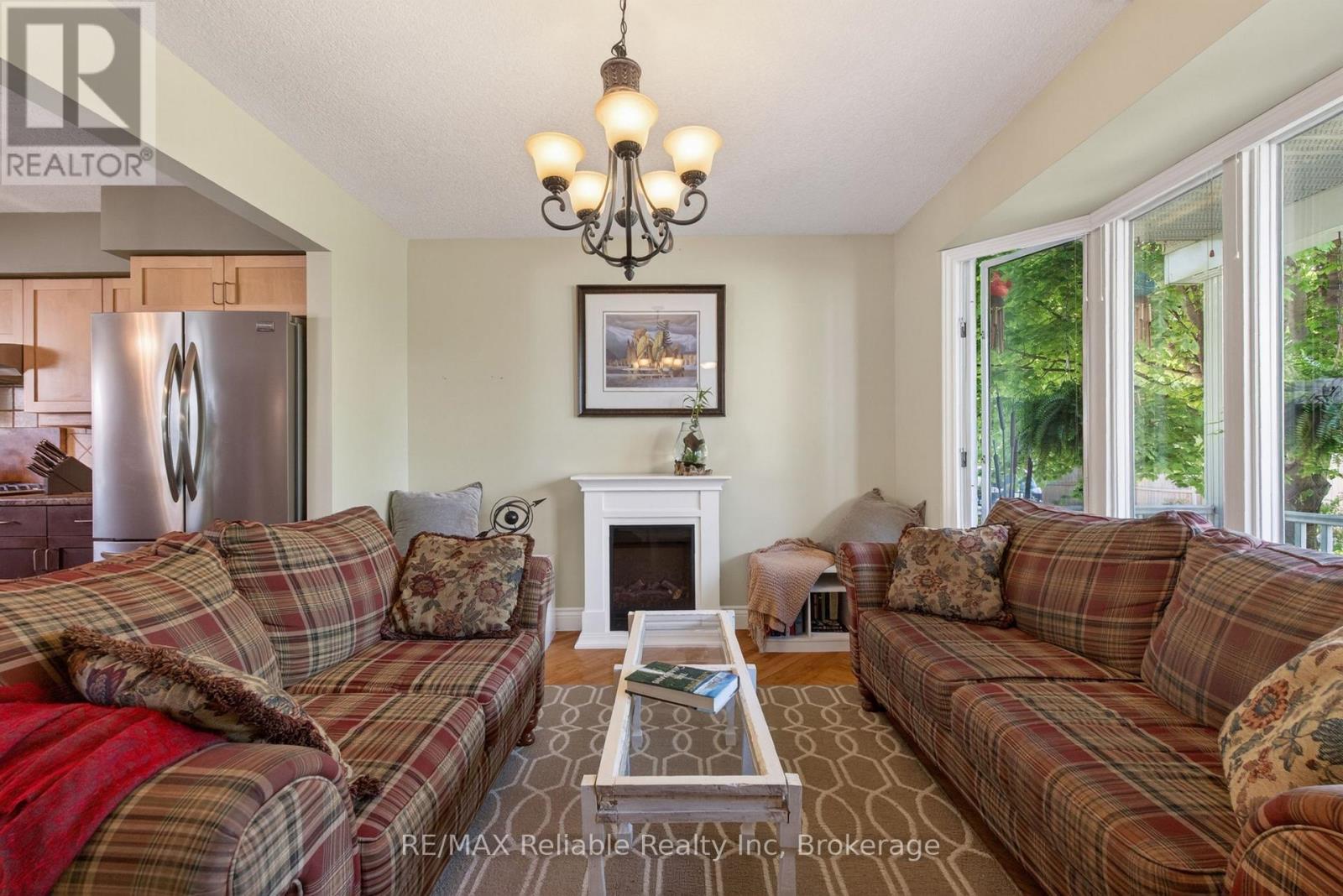 248 BRITANNIA ROAD W - 13