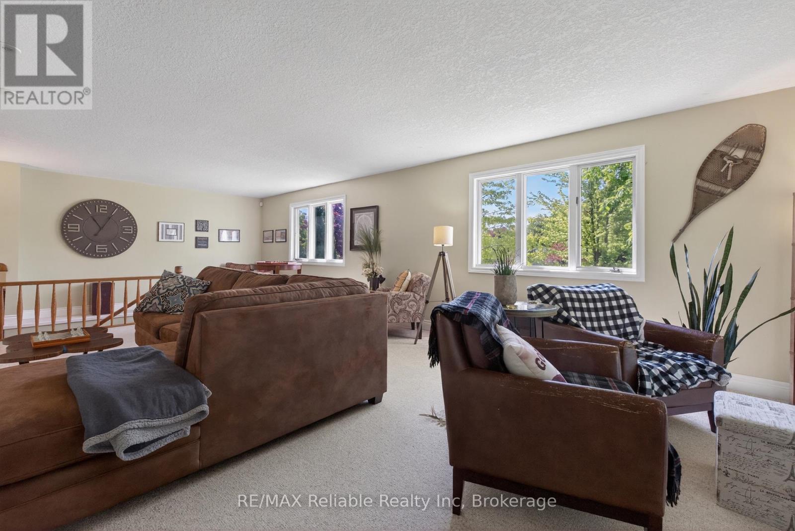 248 BRITANNIA ROAD W - 18