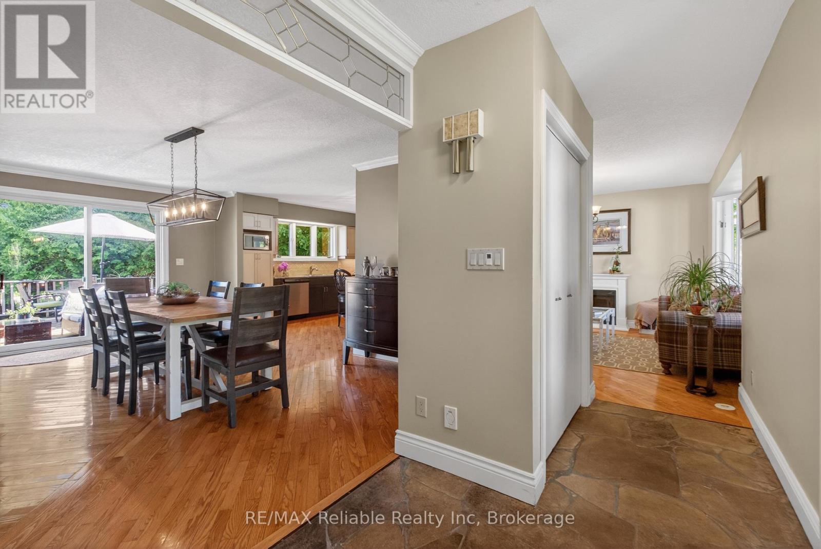 248 BRITANNIA ROAD W - 6