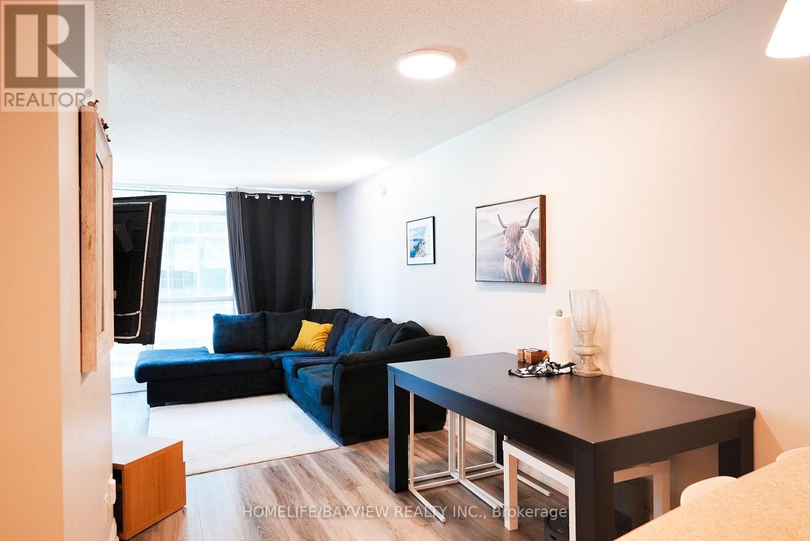#915 18 YONGE STREET - 18