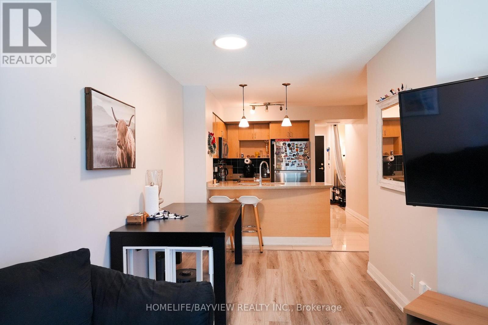 #915 18 YONGE STREET - 20