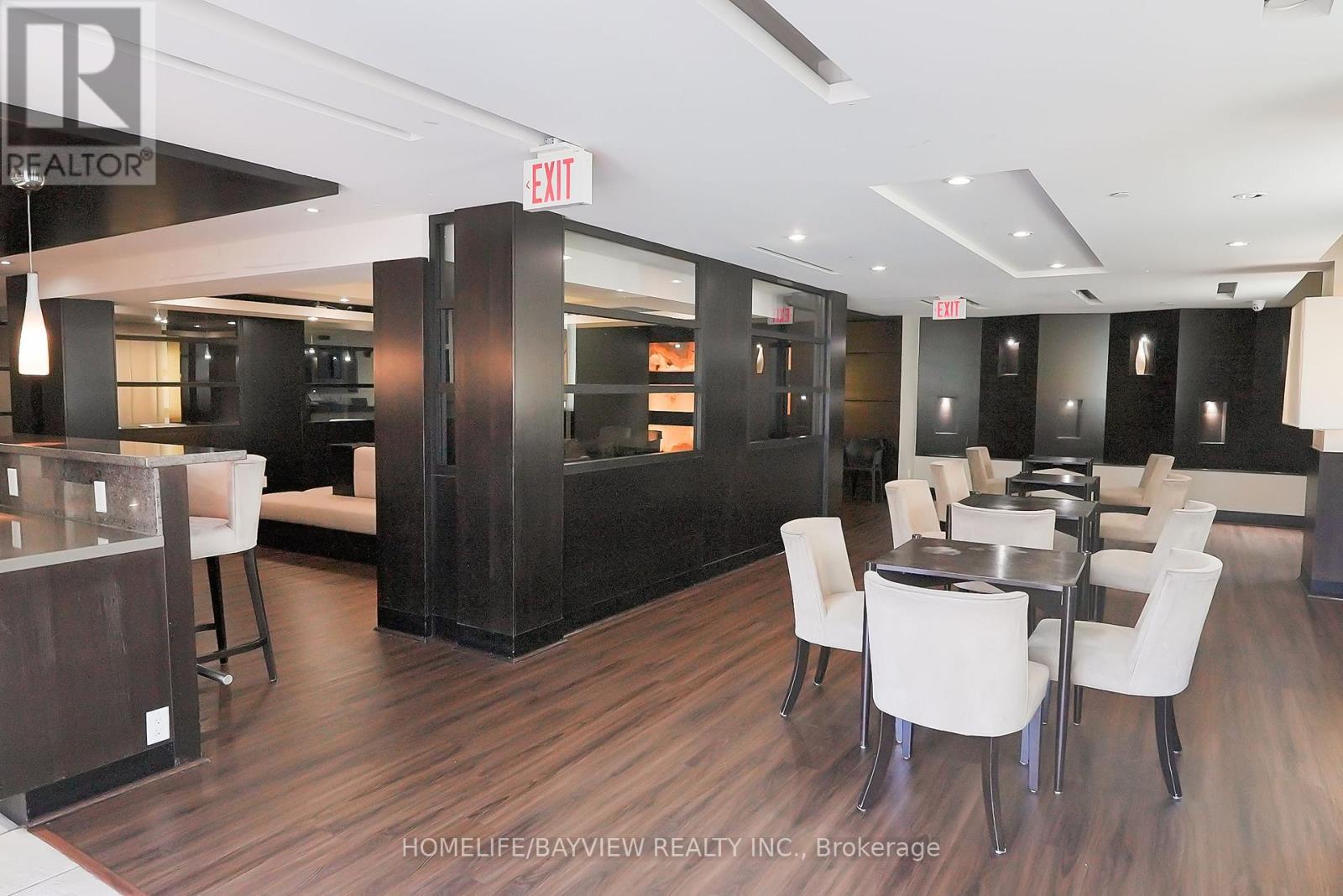 #915 18 YONGE STREET - 7