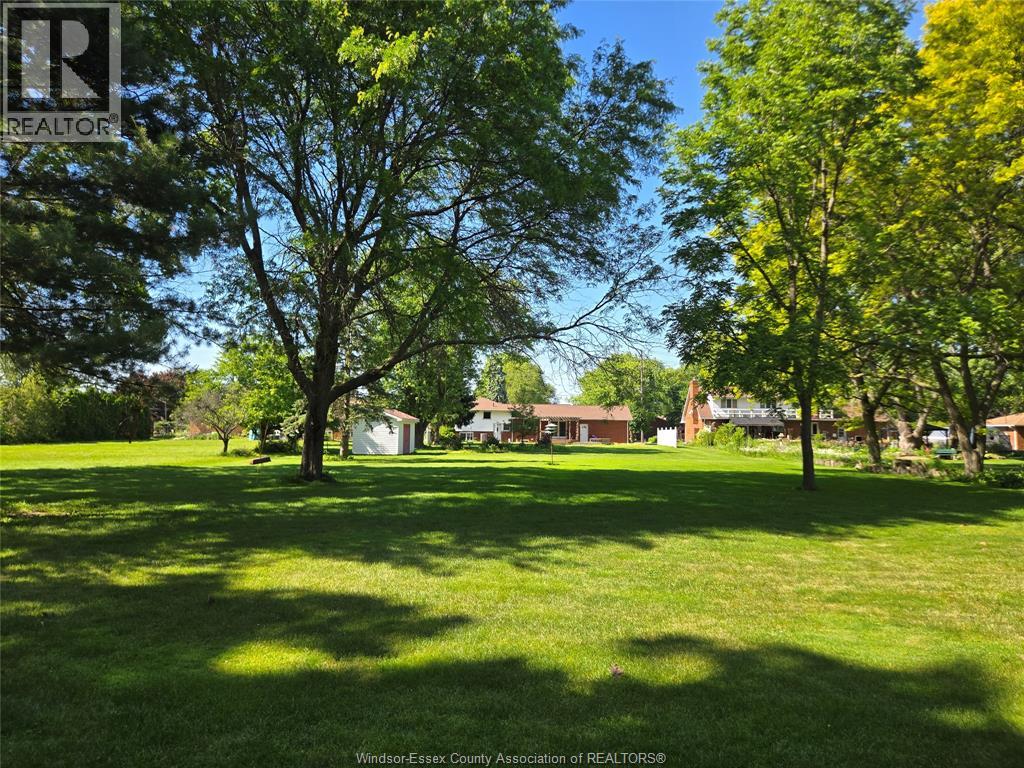 2725 BOUFFARD ROAD