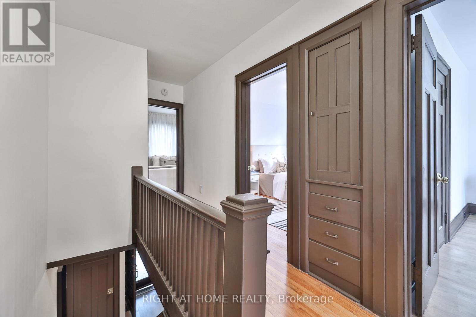 20 WINONA DRIVE - 25