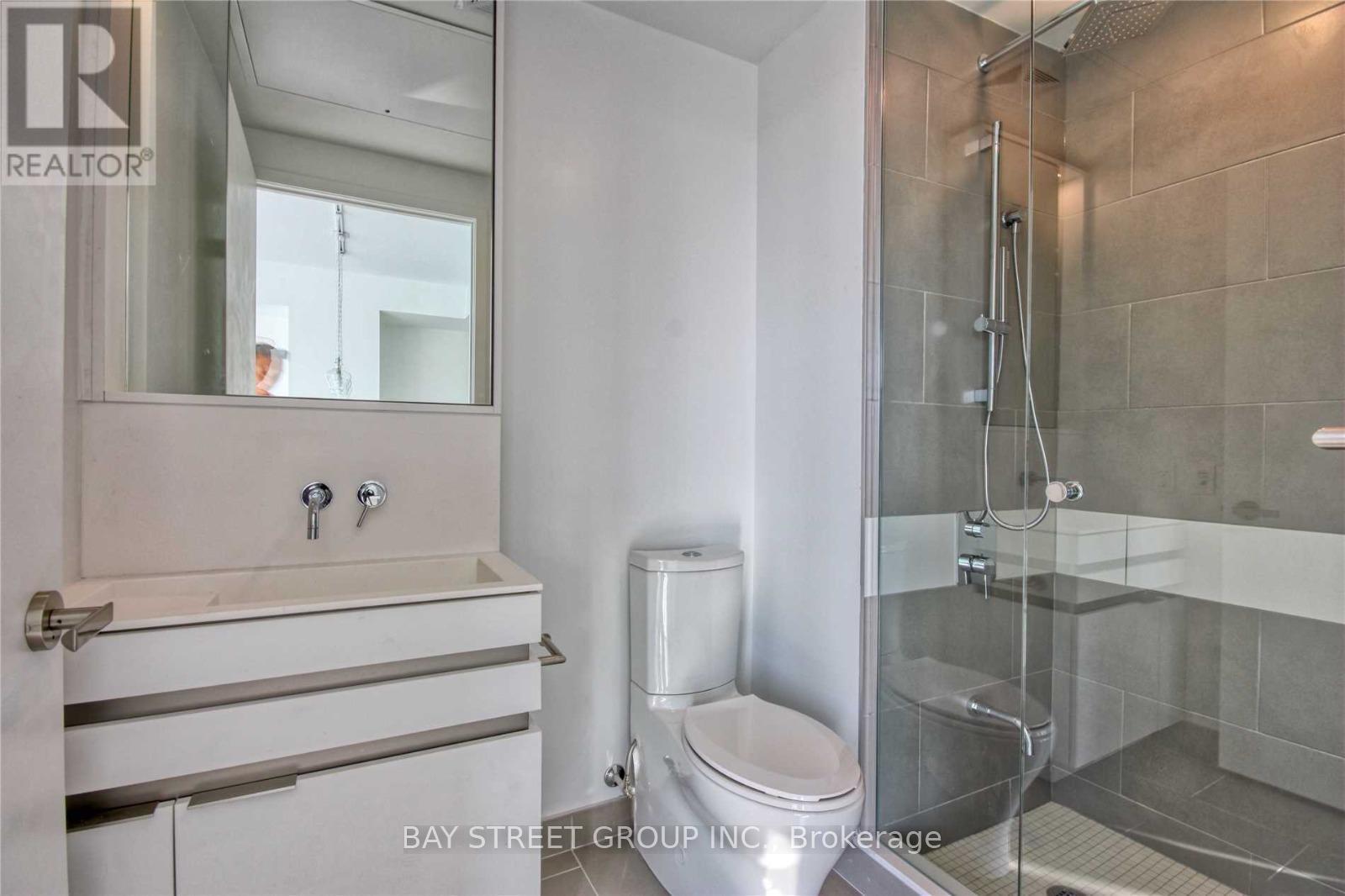 3313 - 197 YONGE STREET