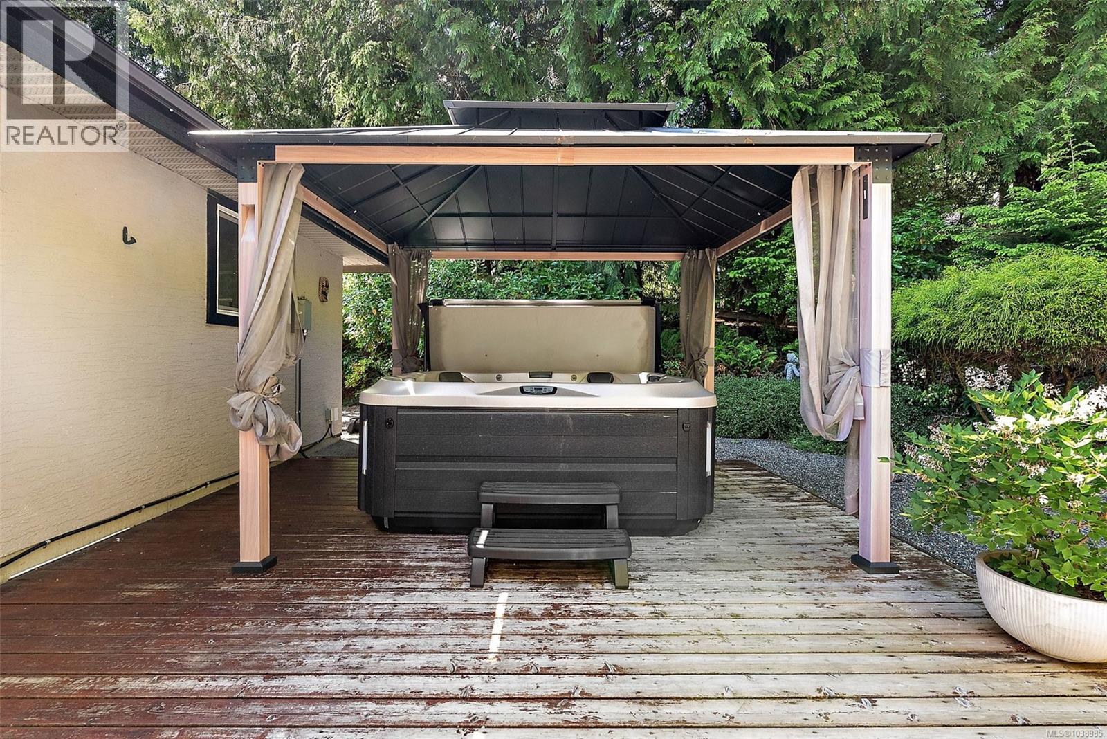 2375 Damascus Rd, Shawnigan Lake