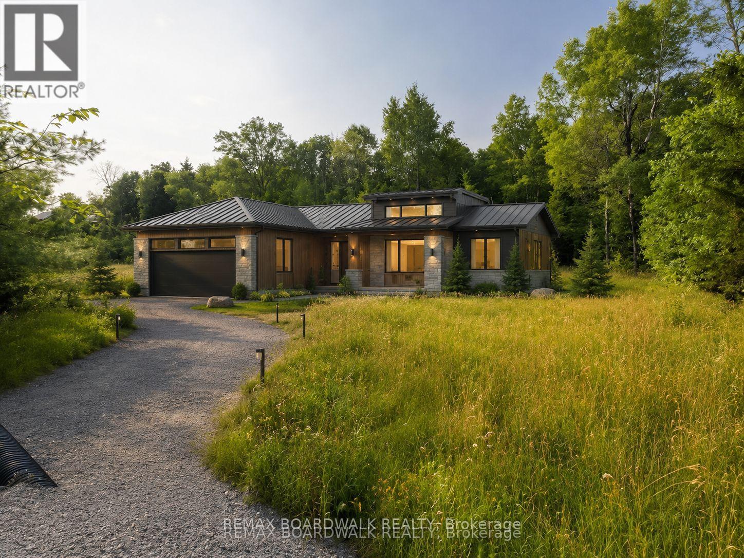 752 BENNETT LAKE ROAD
