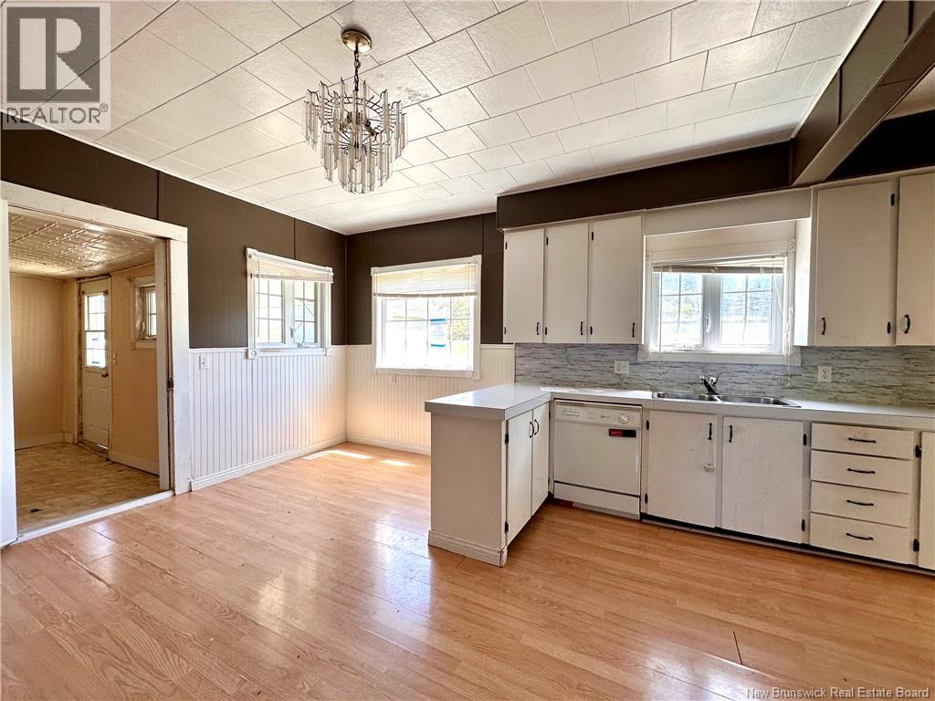 233 Hilldale Road - Image 6