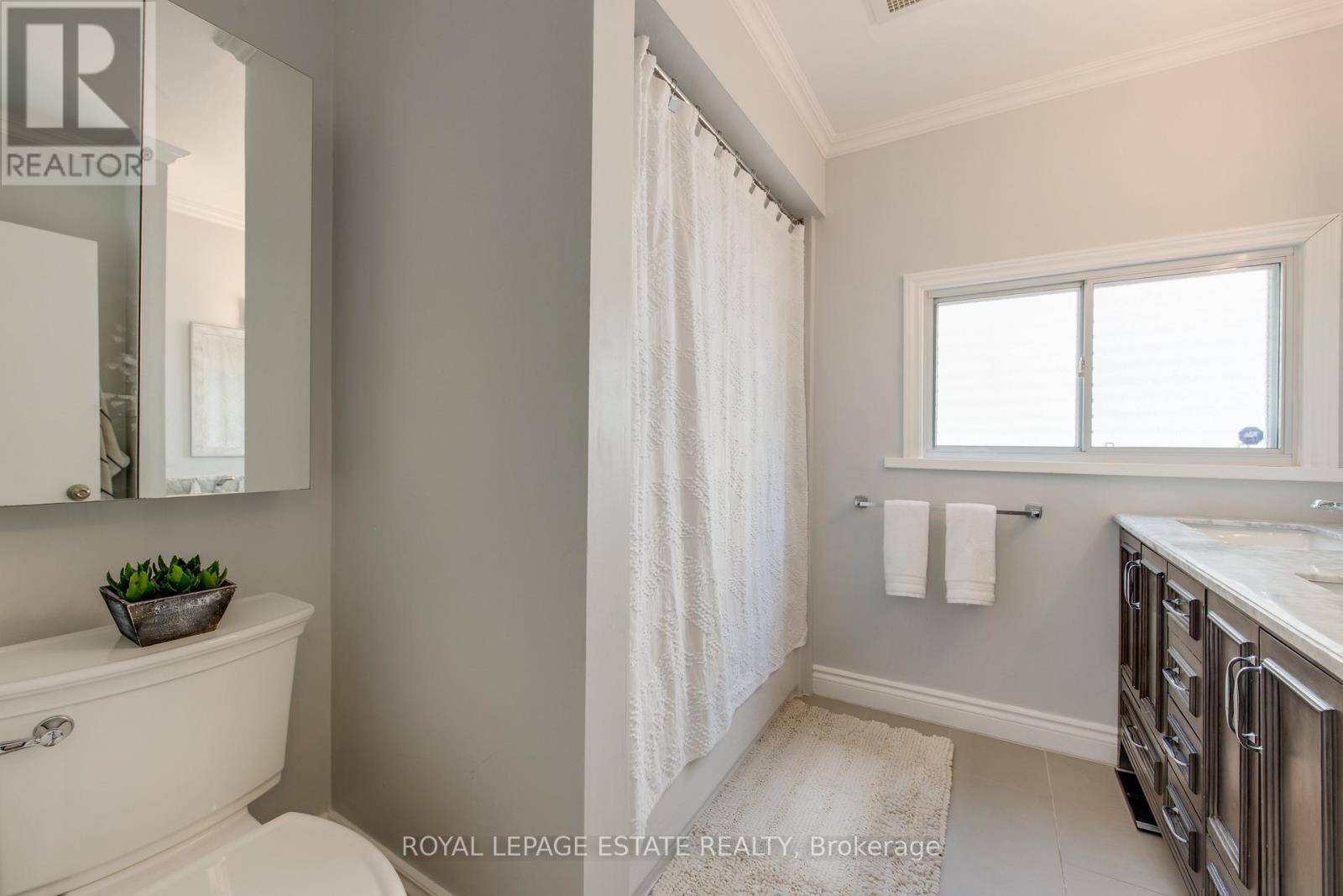 138 WOODMOUNT AVENUE - 25