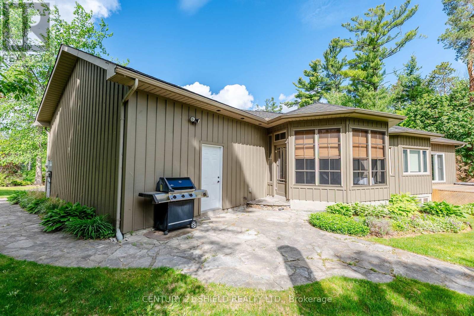 1 FOREST HILL ROAD - 15