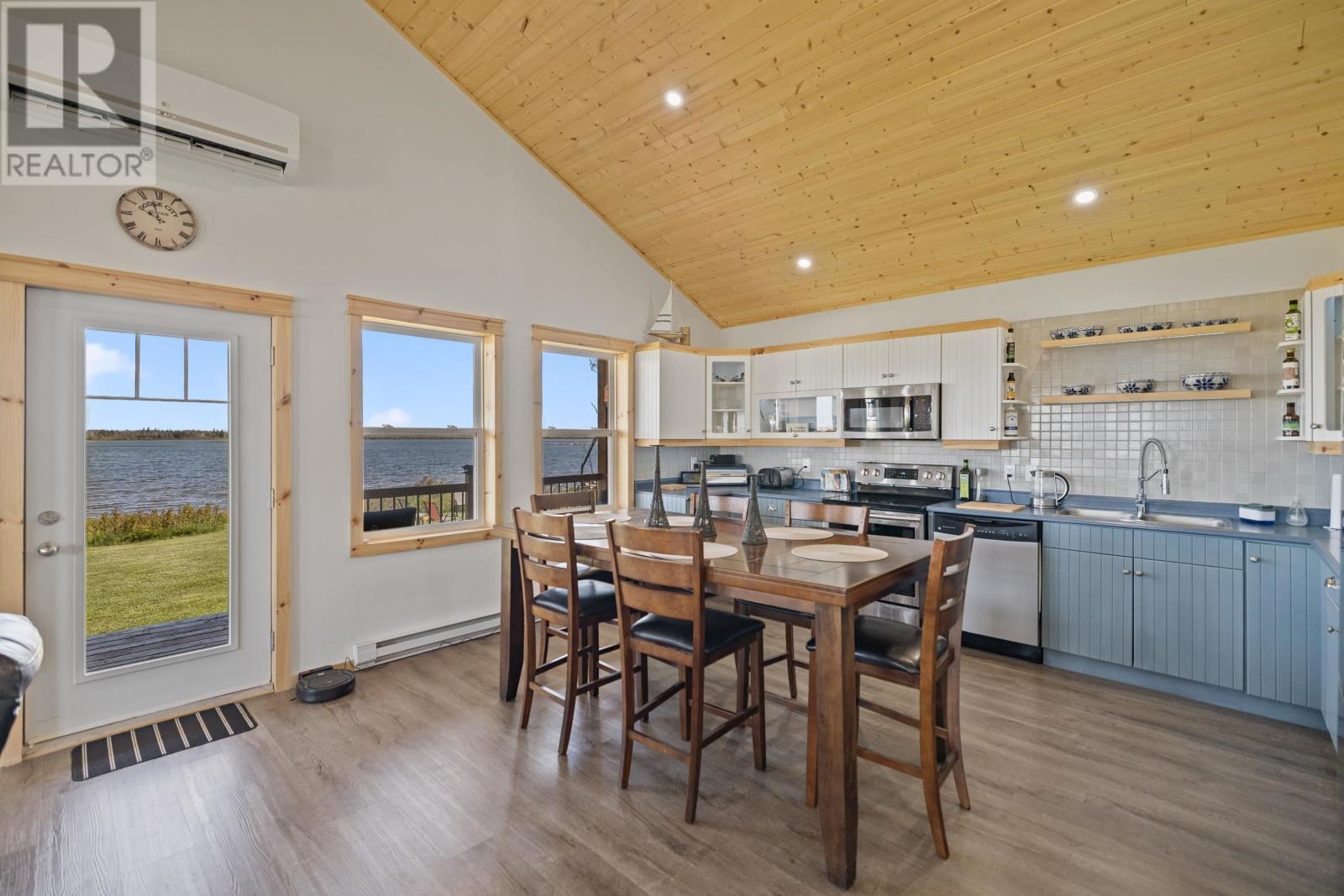 170 Courts Island Road - 12