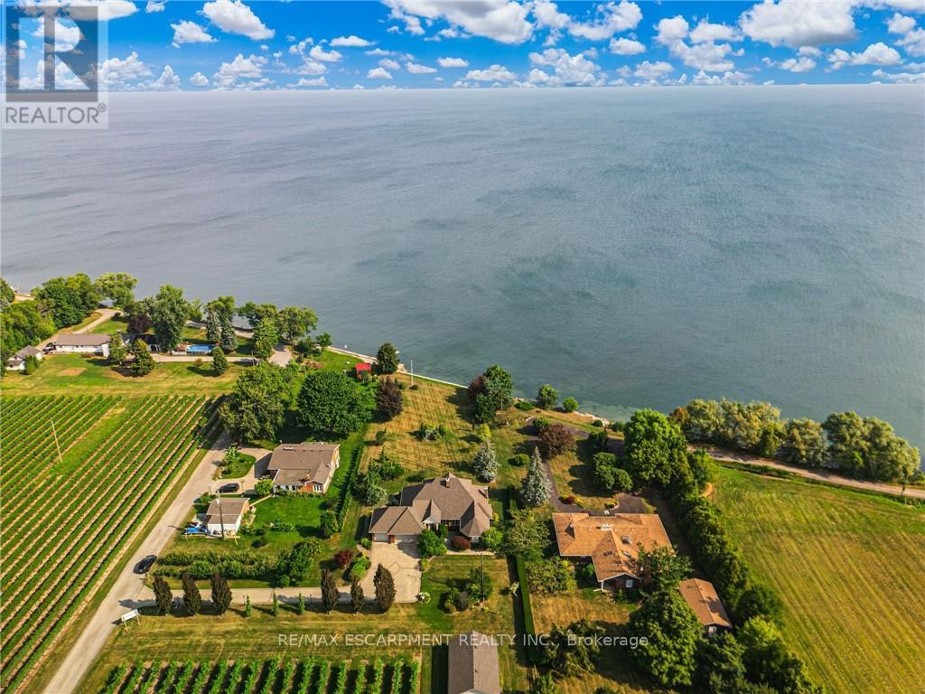 3503 LAKESHORE ROAD - 3