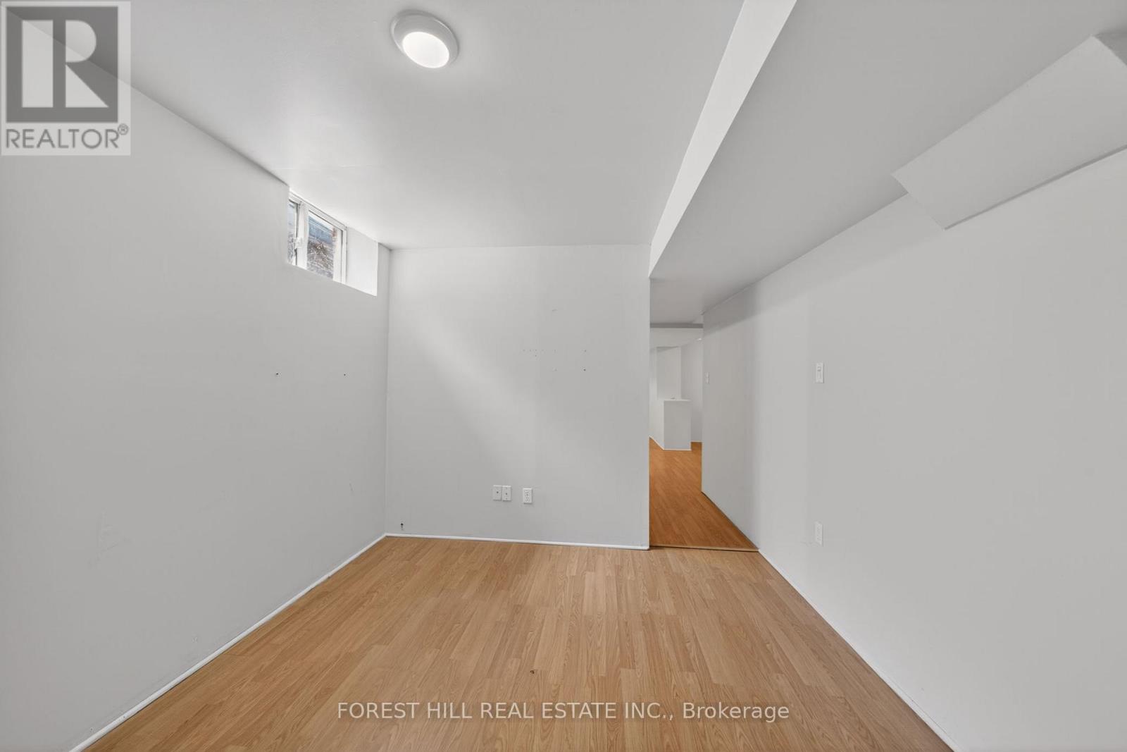 1937 WILSON STREET - 37
