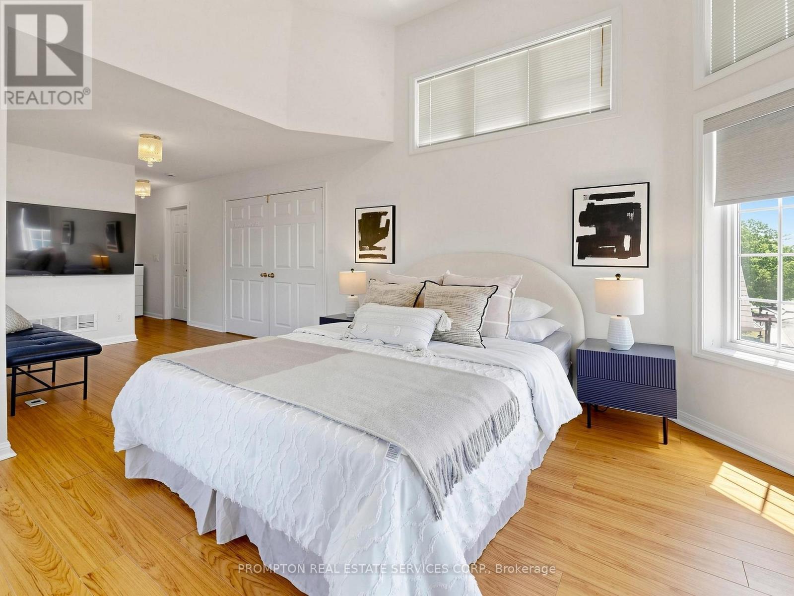 #21 5 ST.MORITZ WAY - 27