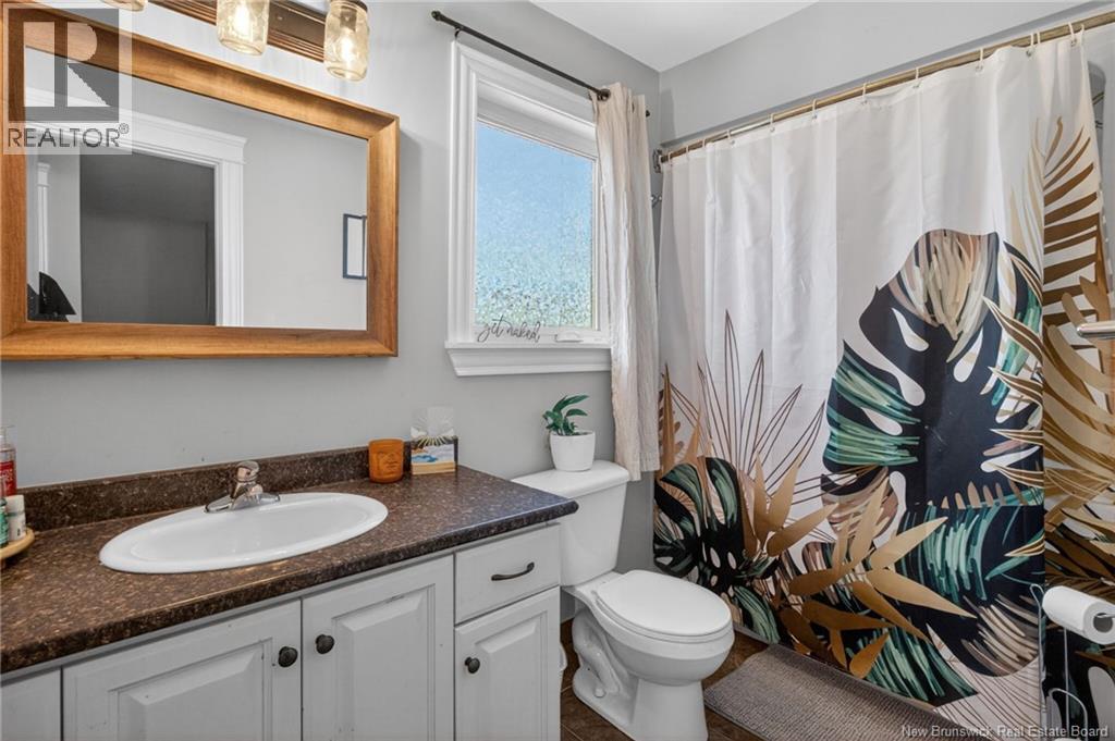 19 Naples Drive - Image 32