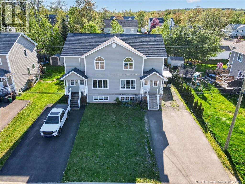 19 Naples Drive - Image 38