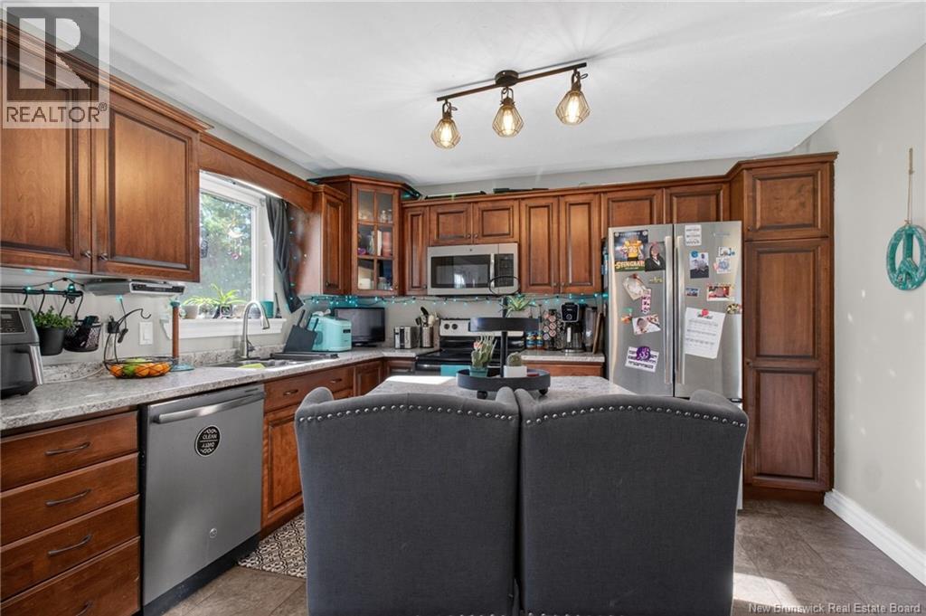 19 Naples Drive - Image 4