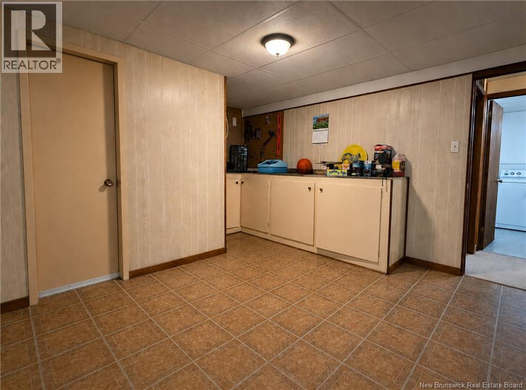 1230 Veniot Avenue - 32